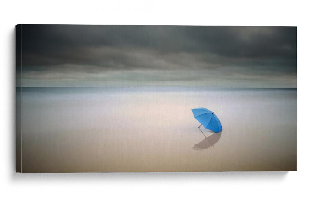 Sombrilla azul solitaria - Paulo Dias | Cuadro decorativo de Canvas Lab