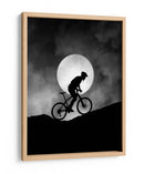 Ciclista de montaña a la luz de la luna - Hengki Lee | Cuadro decorativo de Canvas Lab
