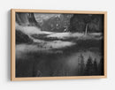 Cascada del valle brumoso - Hong Zeng | Cuadro decorativo de Canvas Lab