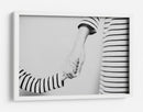 Sujeción suave de la mano - Keisuke Ikeda @ | Cuadro decorativo de Canvas Lab