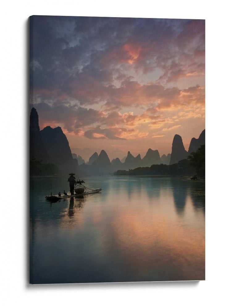El pescador de cormoranes al amanecer en el río - Yan Zhang | Cuadro decorativo de Canvas Lab