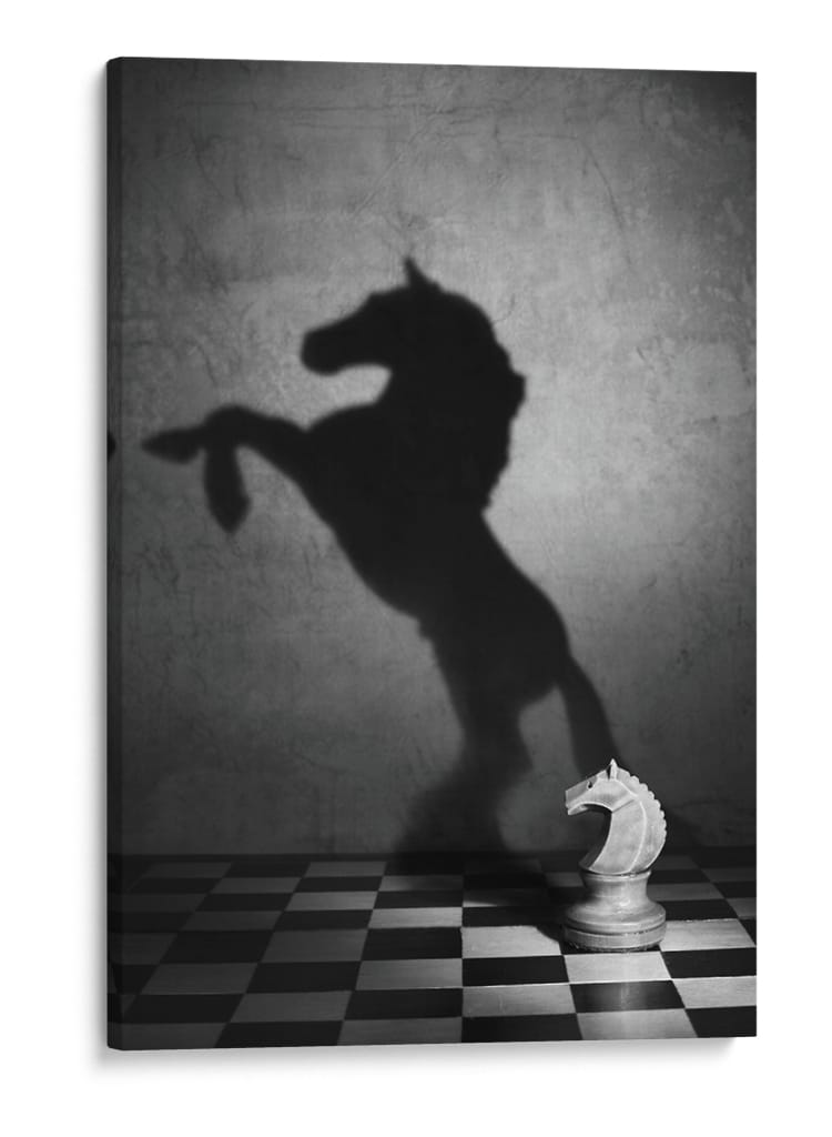 La sombra del caballo de ajedrez - Victoria Glinka | Cuadro decorativo de Canvas Lab