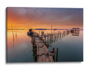 Muelle rústico con puesta de sol dorada - Alvaro Roxo | Cuadro decorativo de Canvas Lab