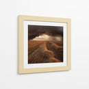Relámpago sobre un campo de heno - Nicolas Schumacher | Cuadro decorativo de Canvas Lab
