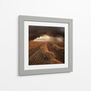 Relámpago sobre un campo de heno - Nicolas Schumacher | Cuadro decorativo de Canvas Lab