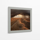 Relámpago sobre un campo de heno - Nicolas Schumacher | Cuadro decorativo de Canvas Lab