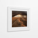 Relámpago sobre un campo de heno - Nicolas Schumacher | Cuadro decorativo de Canvas Lab