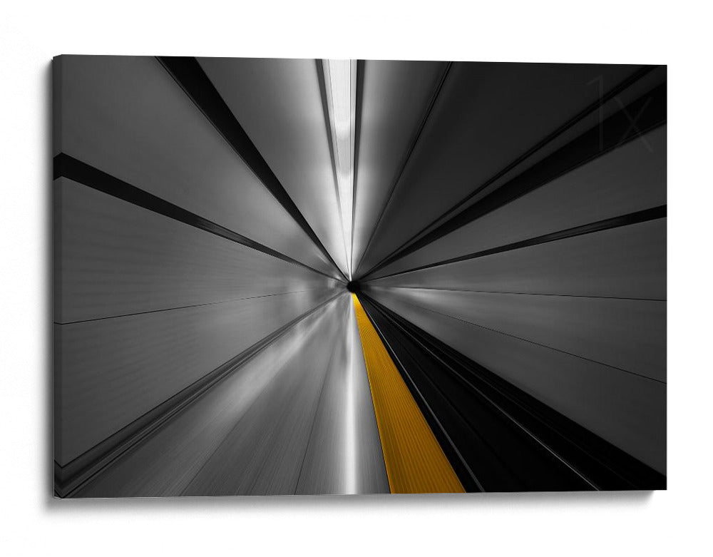 Túnel del metro a alta velocidad - Dr. Roland Shainidze | Cuadro decorativo de Canvas Lab