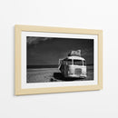 Autobús abandonado en la playa - Yvette Depaepe | Cuadro decorativo de Canvas Lab