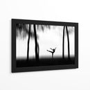 Ballet del bosque elegante - Bocah Bocor | Cuadro decorativo de Canvas Lab