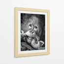 Bebé orangután juguetón - Angela Muliani Hartojo | Cuadro decorativo de Canvas Lab