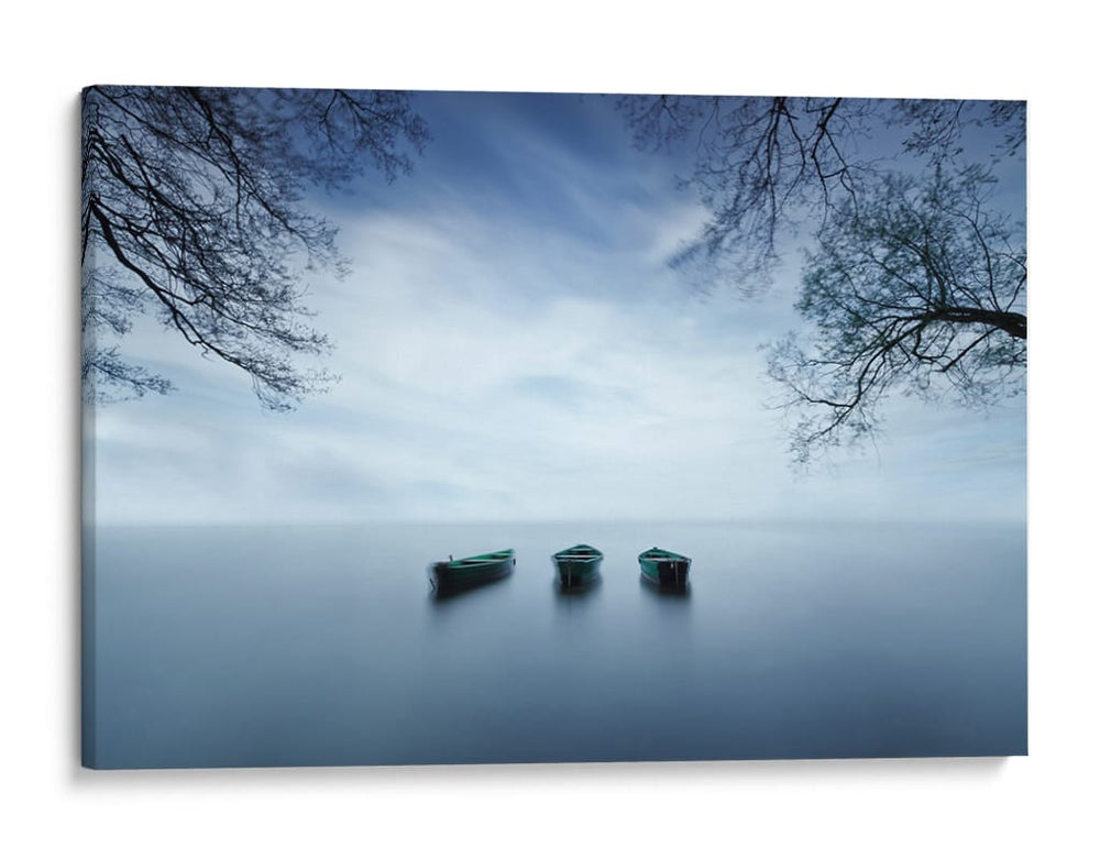 Barcos del lago brumoso - Izabela Laszewska-Mitrega / | Cuadro decorativo de Canvas Lab