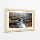 Cascada brumosa de otoño - Nick Kalathas | Cuadro decorativo de Canvas Lab