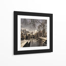 Cisnes de los canales en invierno - Yvette Depaepe | Cuadro decorativo de Canvas Lab