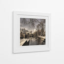 Cisnes de los canales en invierno - Yvette Depaepe | Cuadro decorativo de Canvas Lab