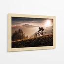 Hora dorada en bicicleta de montaña - Sandi Bertoncelj | Cuadro decorativo de Canvas Lab