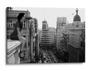 Mujer elegante en la azotea de la ciudad - Alejandro Marcos | Cuadro decorativo de Canvas Lab