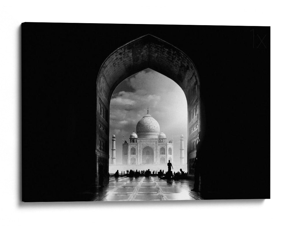Puerta majestuosa del Taj Mahal - Hussain Buhligaha | Cuadro decorativo de Canvas Lab