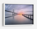 Puesta de sol en un puente tranquilo - Jesus M. Garcia | Cuadro decorativo de Canvas Lab