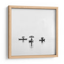 Tres pescadores con paraguas - Nina Pauli | Cuadro decorativo de Canvas Lab