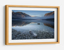Reflejo del lago de la montaña brumosa - Bor | Cuadro decorativo de Canvas Lab