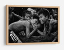Un reñido pulso infantil - Adhi Prayoga | Cuadro decorativo de Canvas Lab