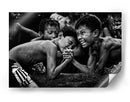 Un reñido pulso infantil - Adhi Prayoga | Cuadro decorativo de Canvas Lab