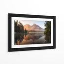 Amanecer en el lago brumoso de la montaña - Daniel Gastager | Cuadro decorativo de Canvas Lab
