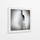 Danza elegante de telas - Mel Brackstone | Cuadro decorativo de Canvas Lab