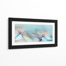 Delicadas flores azules - Heidi Westum | Cuadro decorativo de Canvas Lab