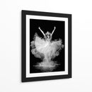 Danza de polvo etéreo: manos arriba - Pauline Pentony MA | Cuadro decorativo de Canvas Lab