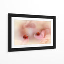 Mariquitas sobre pétalos rosas - Ellen van Deelen | Cuadro decorativo de Canvas Lab