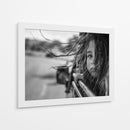 Niño azotado por el viento - Tomasz Solinski | Cuadro decorativo de Canvas Lab