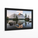 Lago de la montaña brumosa - Daniel Gastager | Cuadro decorativo de Canvas Lab