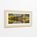 Reflejo del lago del castillo escocés - Wojciech Kruczynski | Cuadro decorativo de Canvas Lab