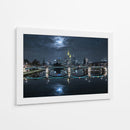 Reflejos de la ciudad a la luz de la luna - Mike | Cuadro decorativo de Canvas Lab