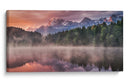 Reflejo del lago de la montaña brumosa - Andreas Wonisch | Cuadro decorativo de Canvas Lab