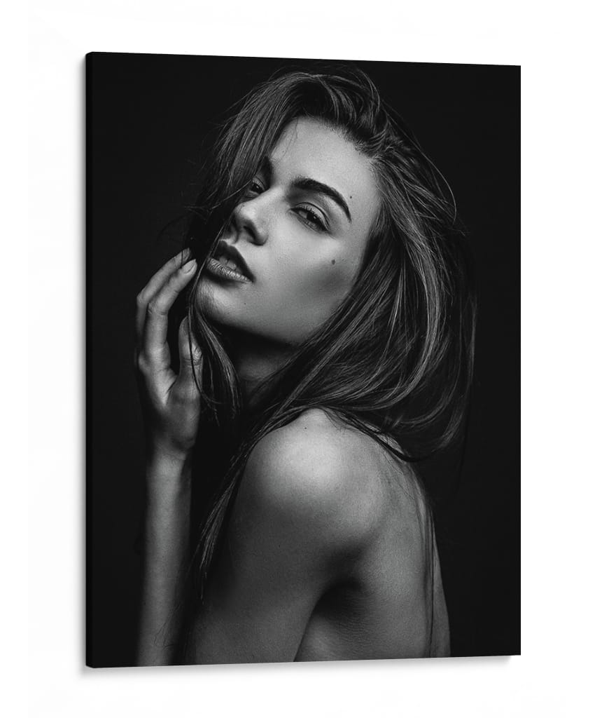 Retrato de mujer sensual - Martin Krystynek MQEP | Cuadro decorativo de Canvas Lab