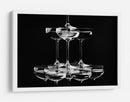 Elegante pirámide de champán - Fluidys Studio III | Cuadro decorativo de Canvas Lab