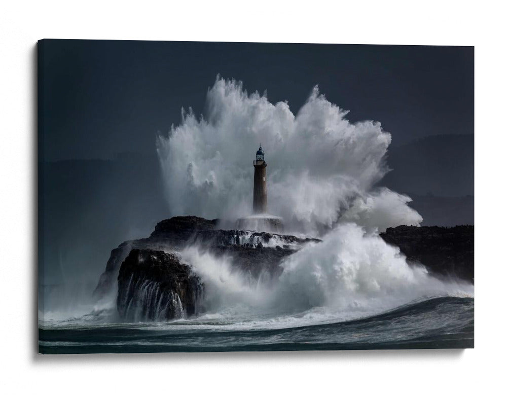 Faro de olas rompiendo - Jesus Concepcion Alvarado | Cuadro decorativo de Canvas Lab