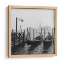 Góndolas de la brumosa Venecia - YuppiDu | Cuadro decorativo de Canvas Lab