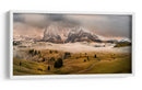 Valle de la montaña brumosa - Marian Kuric QEP | Cuadro decorativo de Canvas Lab