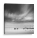 Serenidad en la playa nublada - George Digalakis | Cuadro decorativo de Canvas Lab
