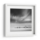 Serenidad en la playa nublada - George Digalakis | Cuadro decorativo de Canvas Lab