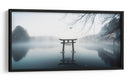 Reflejo de la Puerta Torii brumosa - Takumi Ikeda | Cuadro decorativo de Canvas Lab