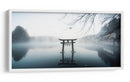 Reflejo de la Puerta Torii brumosa - Takumi Ikeda | Cuadro decorativo de Canvas Lab