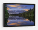 Reflejo del lago Golden Sky - Hua Zhu | Cuadro decorativo de Canvas Lab
