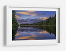 Reflejo del lago Golden Sky - Hua Zhu | Cuadro decorativo de Canvas Lab