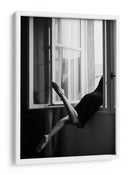 Piernas elegantes abren la ventana - Lorna Kijurko | Cuadro decorativo de Canvas Lab