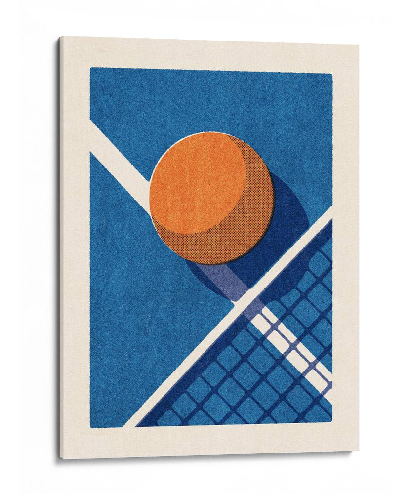 Perspectiva de cancha de tenis minimalista: pelota naranja y red - Daniel Coulmann | Cuadro decorativo de Canvas Lab
